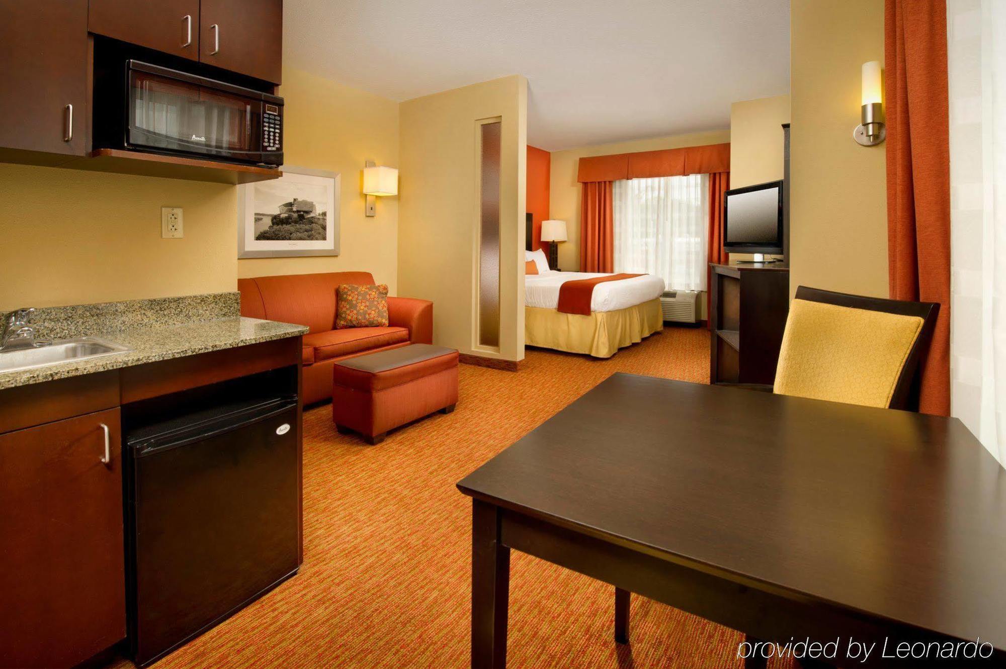 Holiday Inn Express Hotel & Suites Chattanooga Downtown, An Ihg Hotel חדר תמונה